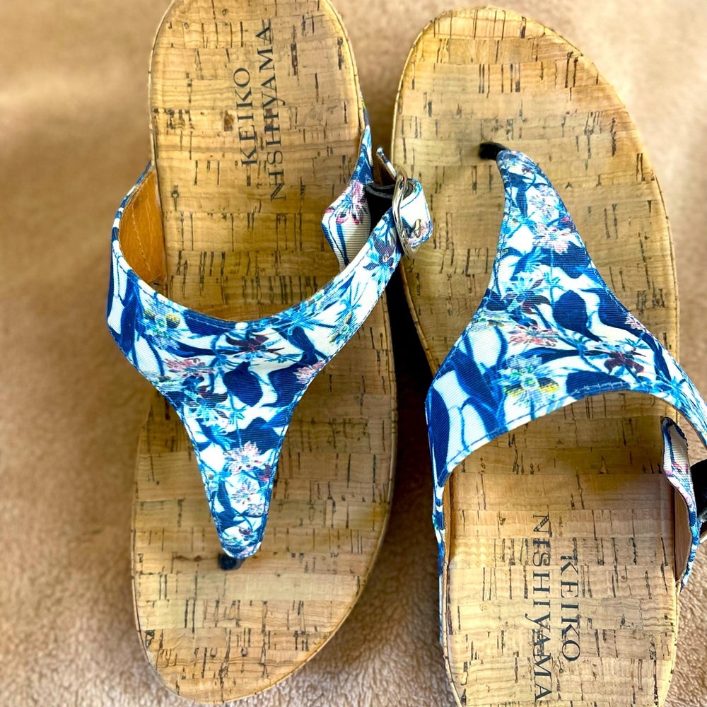 Keiko Nishiyama by Fitflop Blue Floral Size 9